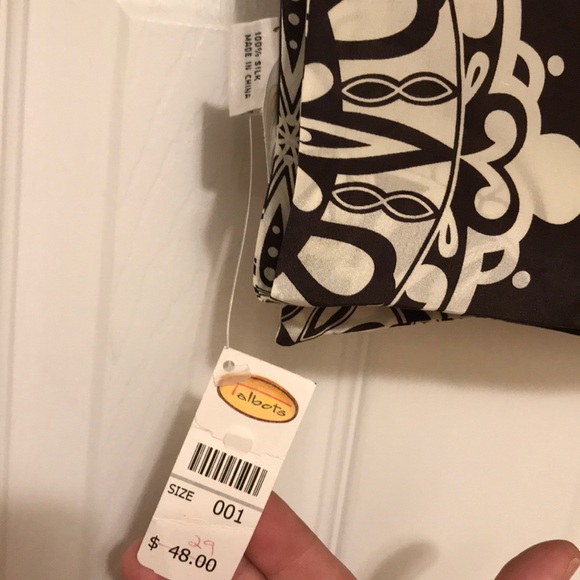 New with tags Talbots scarf - Picture 2 of 2